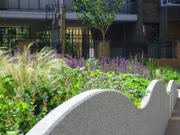 Percival Triangle Scheme - London Islington, Malta Str Open Space - Attractive planting on central �Wavy Walls�